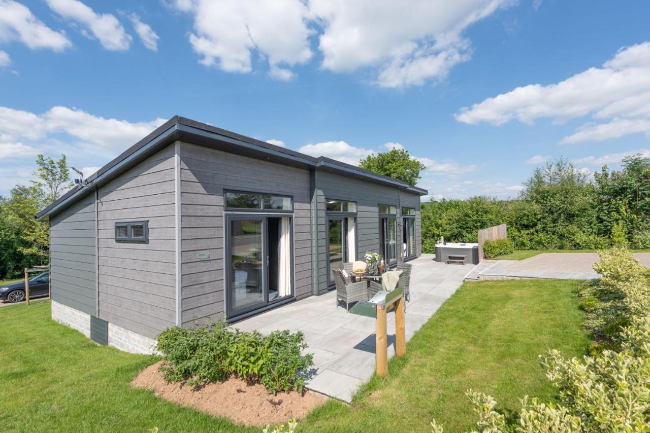 Primrose Lodge, 25 Roadford Lake Lodges Lifton Luaran gambar