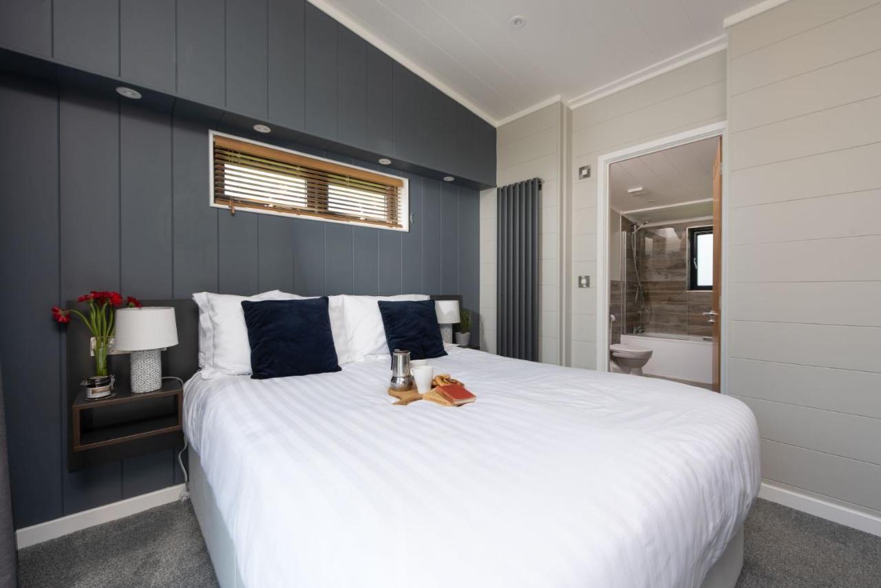 Primrose Lodge, 25 Roadford Lake Lodges Lifton Luaran gambar